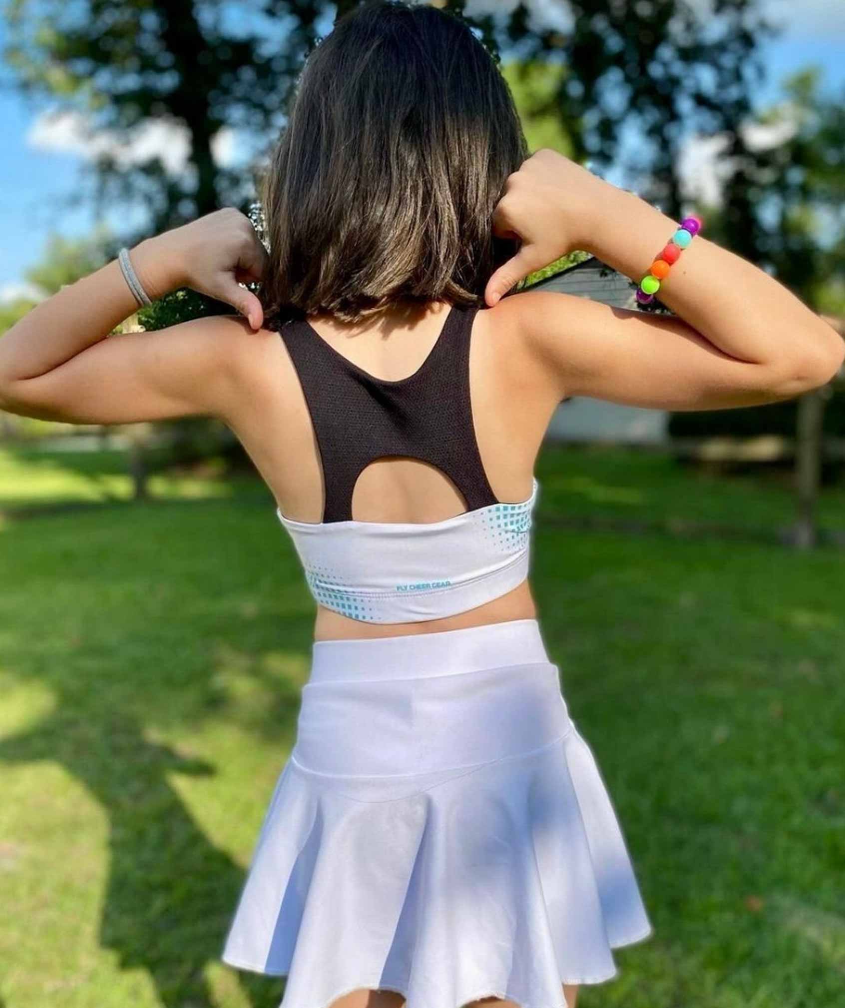 Claudia F.